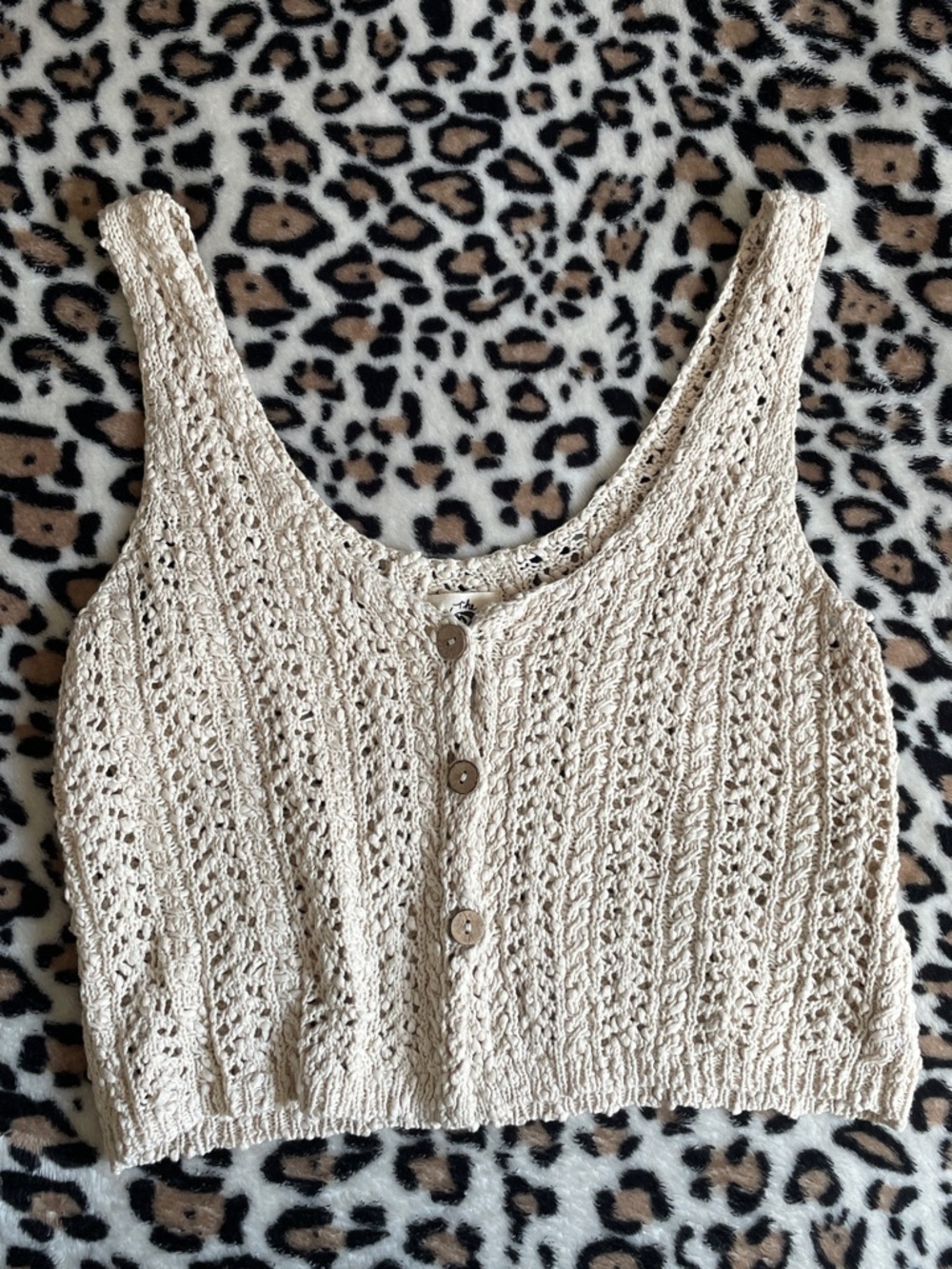 ♡Cream Crochet Knit Button-Up Crop Top